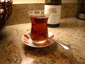 Iraqi-style tea